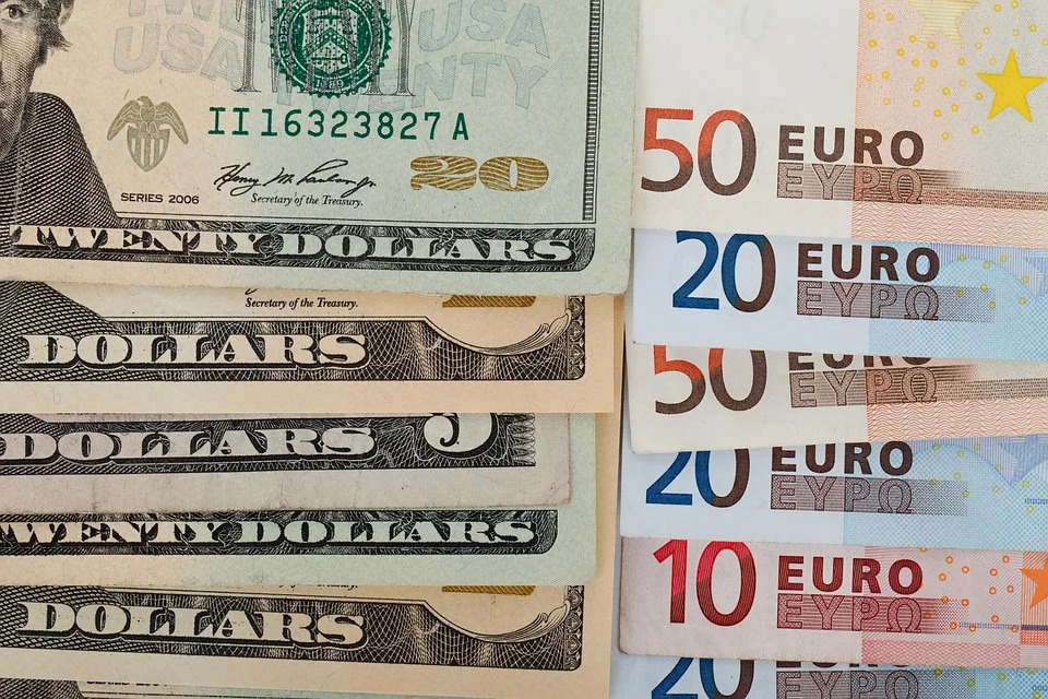 goldman sachs tan dikkat ceken dolar euro parite esitligi yorumu